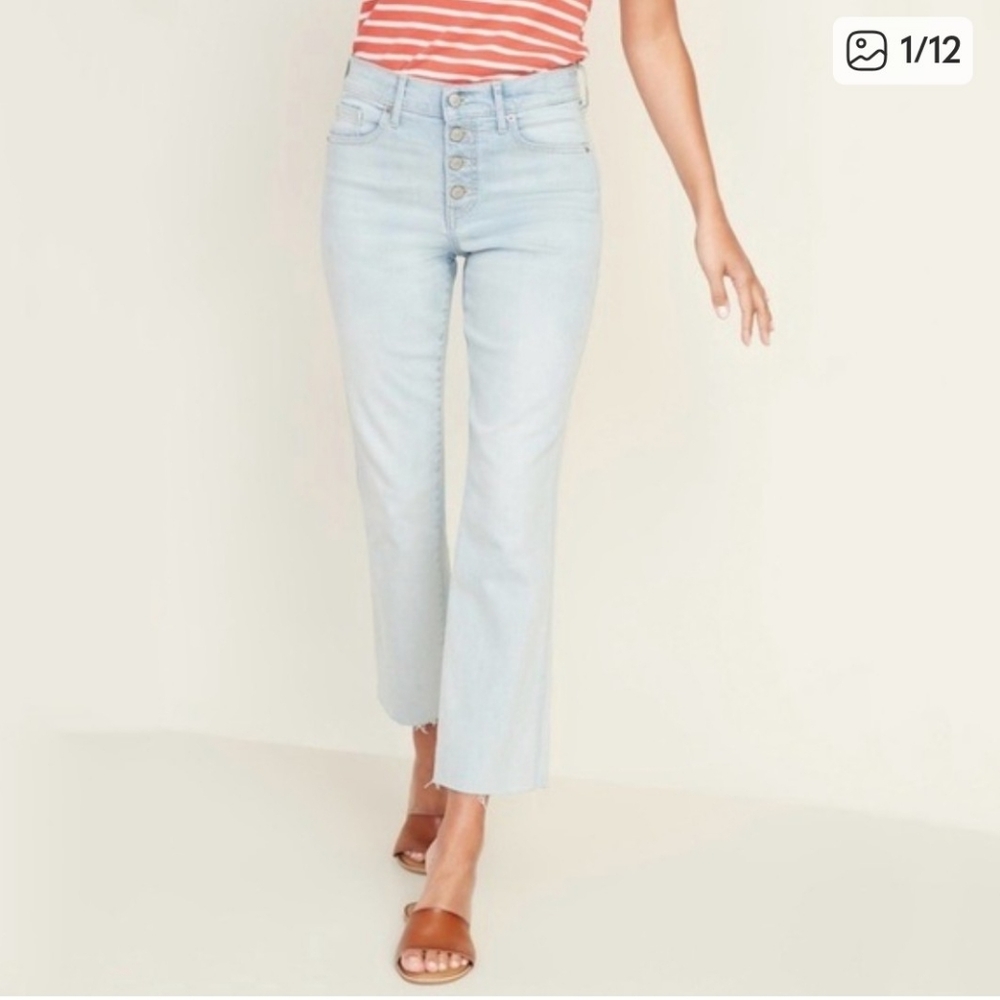 Old Navy High-Waisted Button-Fly Flare Ankle Rockstar light wash Jeans Size 10